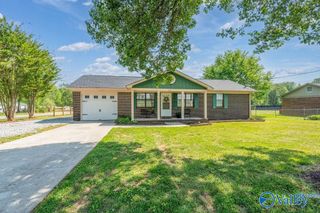 1792 Bobo Section Road, Hazel Green, AL 35750