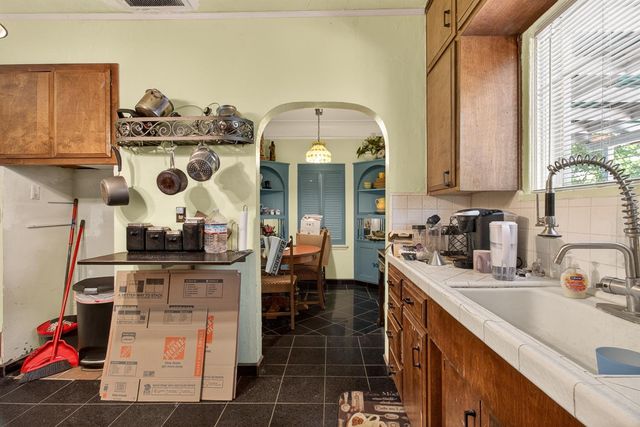 4001 49th Ave, Sacramento, CA 95823