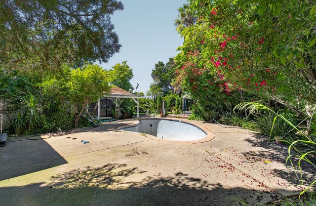 4001 49th Ave, Sacramento, CA 95823