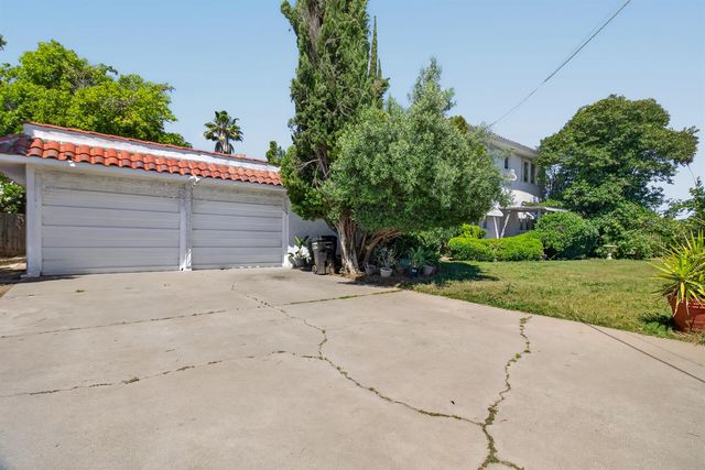 4001 49th Ave, Sacramento, CA 95823