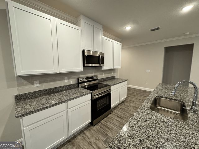 108 Brookshire Green Court, Kingsland, GA 31548