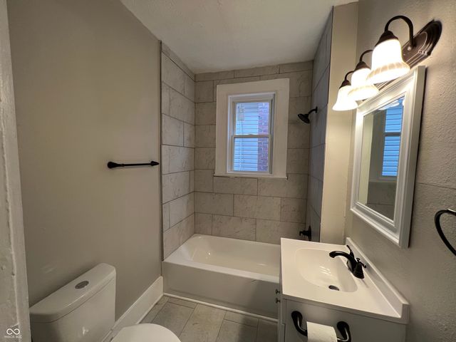 3901 Rookwood Avenue, Indianapolis, IN 46208