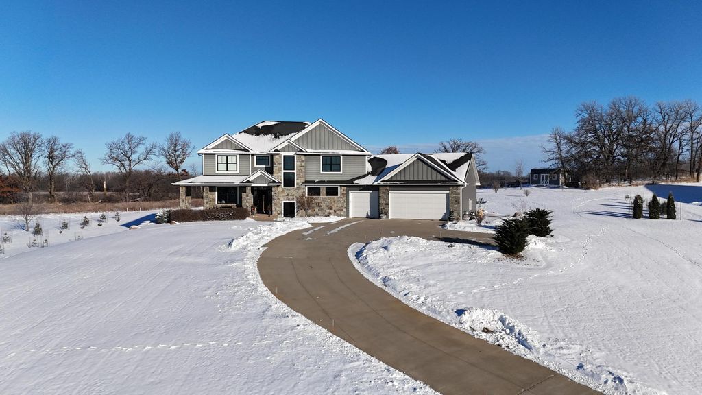 5309 Heritage Lane SW, Rochester, MN 55902
