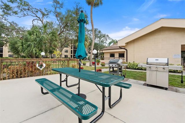 515 30TH AVE W H410, Bradenton, FL 34205
