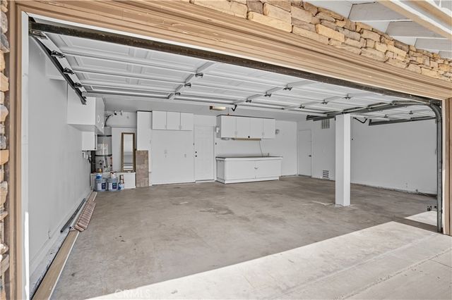 30431 Sparkle Drive, Canyon Lake, CA 92587