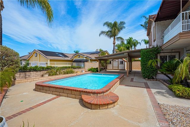 30431 Sparkle Drive, Canyon Lake, CA 92587