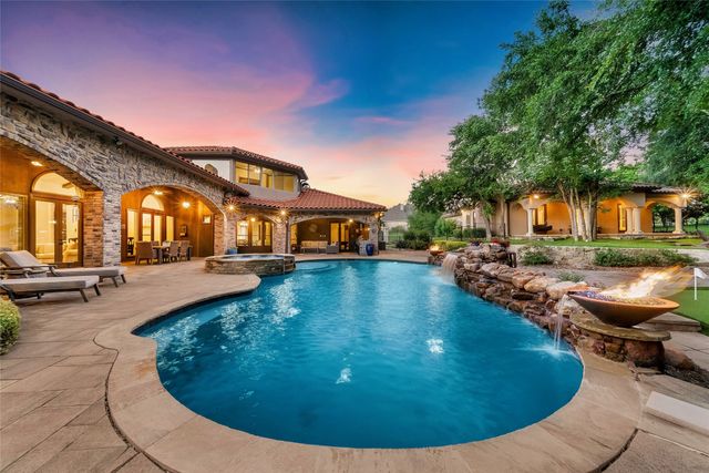 1739 Bison Meadow Lane, Heath, TX 75032