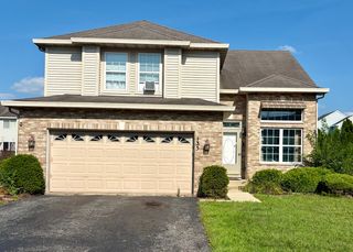 135 Treehouse Road, Matteson, IL 60443
