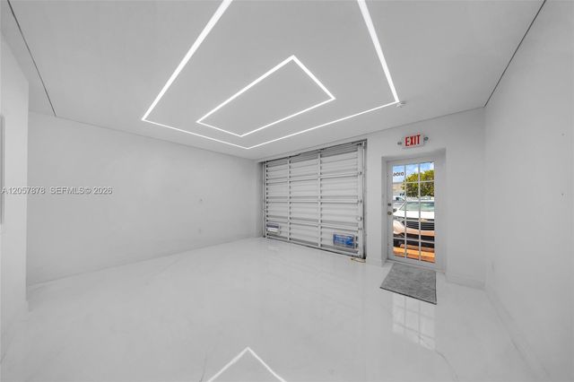 10421 NW 28th Street D106, Doral, FL 33172