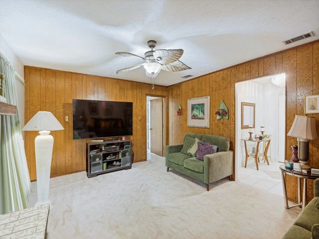 7133 Bayberry Lane, Dallas, TX 75249
