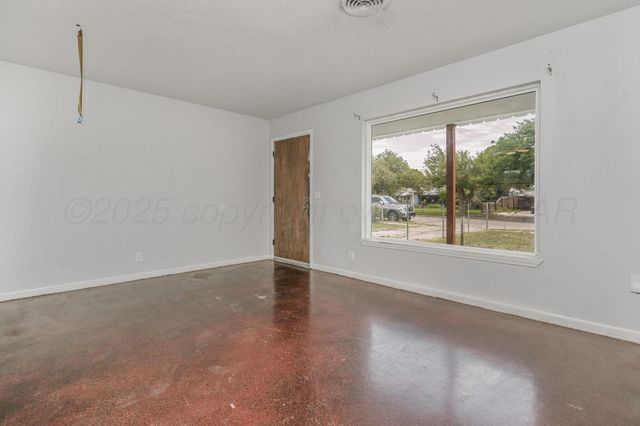 2902 PRYOR Street, Amarillo, TX 79103