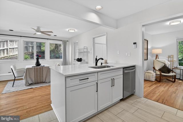 6310 E HALBERT RD, Bethesda, MD 20817