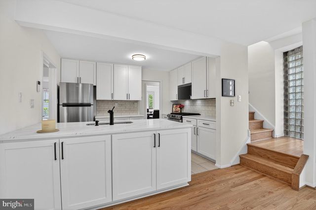 6310 E HALBERT RD, Bethesda, MD 20817