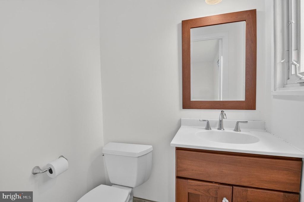 Image 18 of property listing at 6310 E HALBERT RD, Bethesda, MD 20817