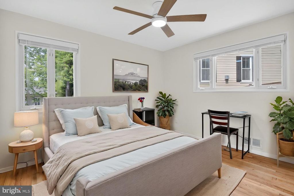 Image 19 of property listing at 6310 E HALBERT RD, Bethesda, MD 20817