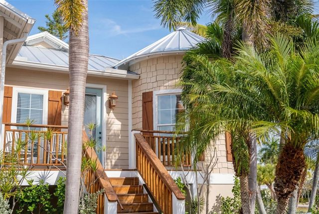 412 73RD STREET, Holmes Beach, FL 34217