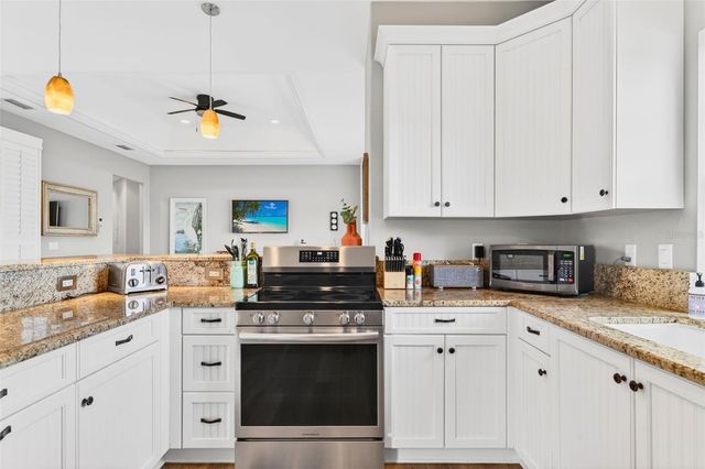 412 73RD STREET, Holmes Beach, FL 34217