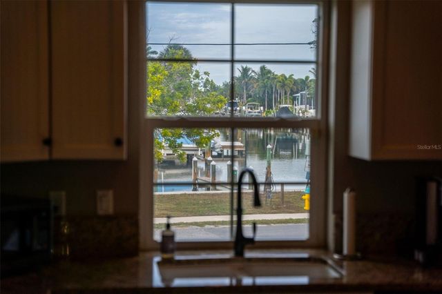 412 73RD STREET, Holmes Beach, FL 34217