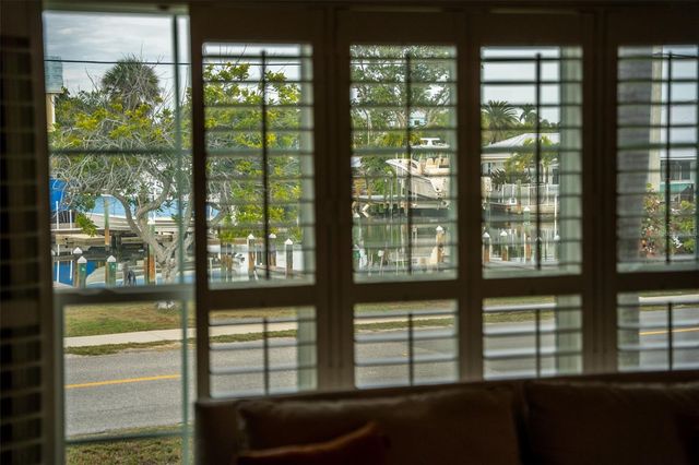 412 73RD STREET, Holmes Beach, FL 34217