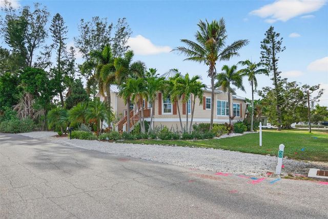 412 73RD STREET, Holmes Beach, FL 34217