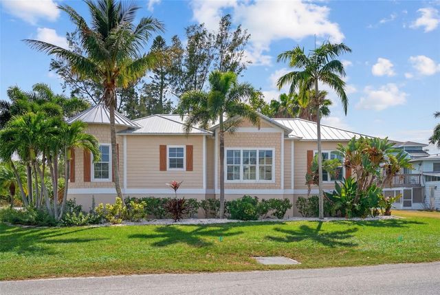 412 73RD STREET, Holmes Beach, FL 34217