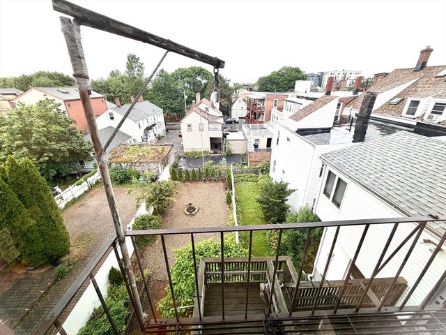 439 Cambridge St. 3, Cambridge, MA 02141