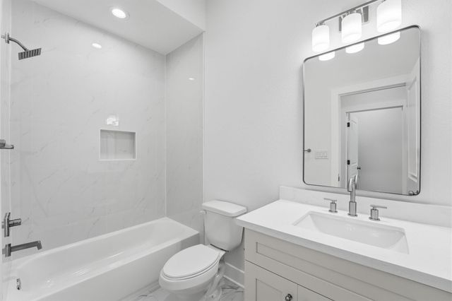 408 E 34th Street, Houston, TX 77018