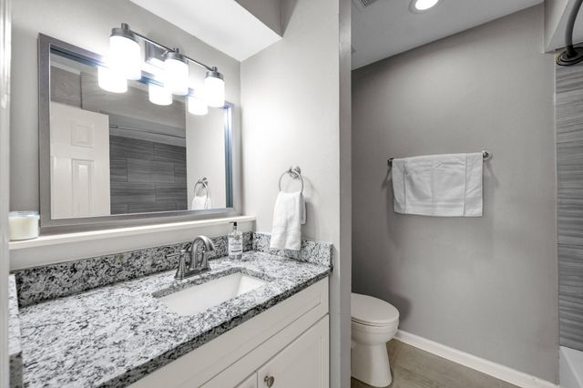 8226 Autumn Willow Drive, Tomball, TX 77375