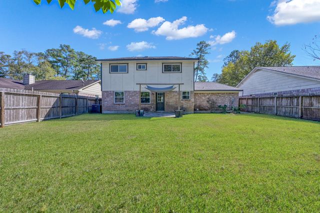 8226 Autumn Willow Drive, Tomball, TX 77375