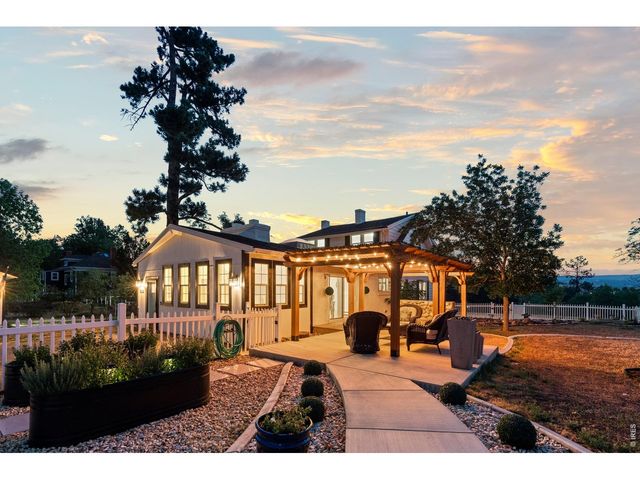 7819 Hill Crest Dr, Louviers, CO 80131