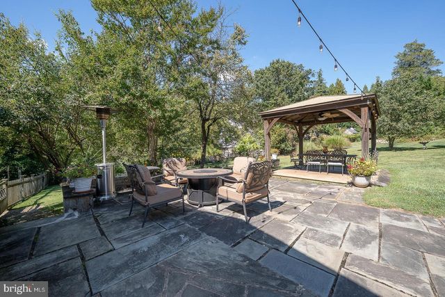 602 MONTGOMERY SCHOOL LN, Wynnewood, PA 19096