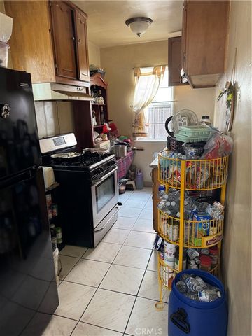 5121 E 60th Street, Maywood, CA 90270
