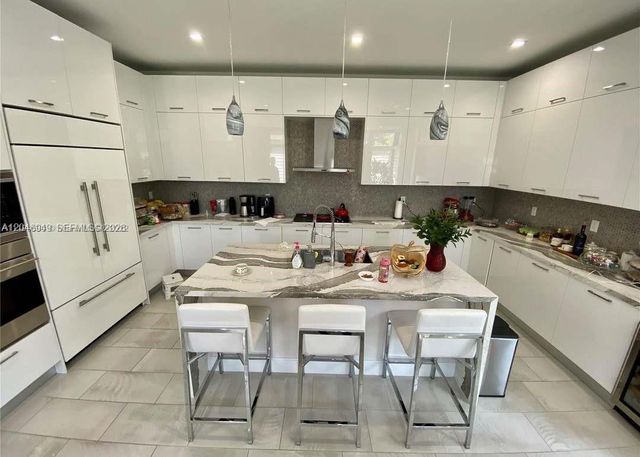 8256 NW 48th ter, Doral, FL 33166