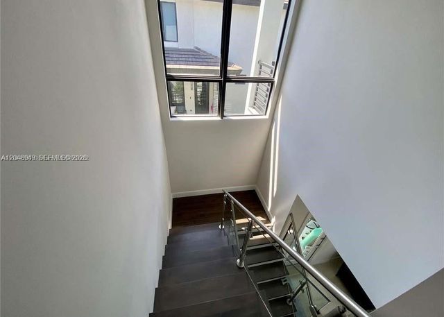 8256 NW 48th ter, Doral, FL 33166