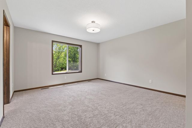 520 Lois Lane, Lino Lakes, MN 55014