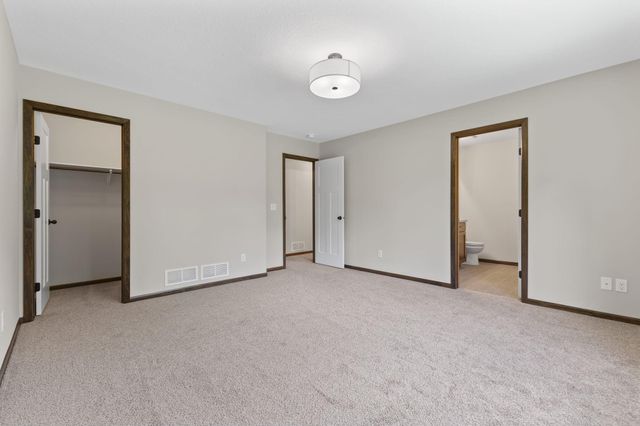 520 Lois Lane, Lino Lakes, MN 55014
