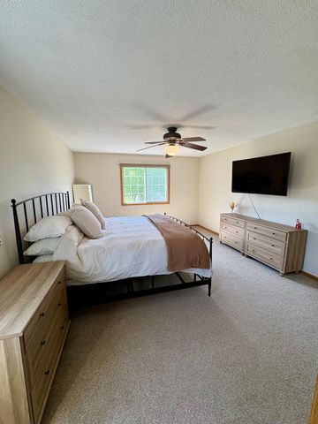 3128 Juniper Lane F, Woodbury, MN 55125