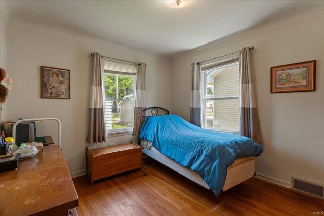 3317 Mishawaka Avenue, South Bend, IN 46615