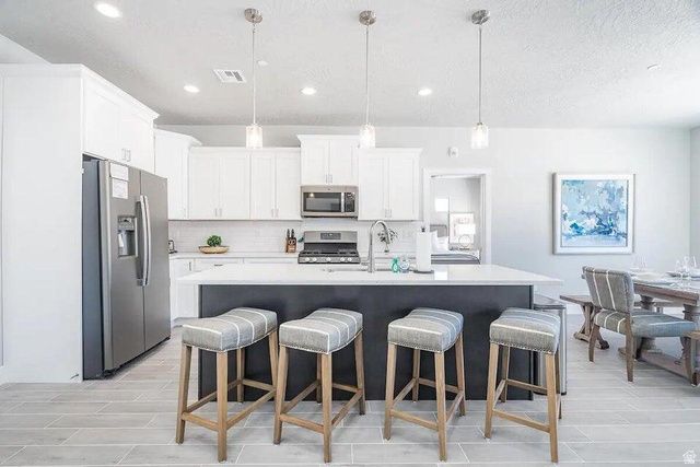 233 N 2020 W, Hurricane, UT 84737