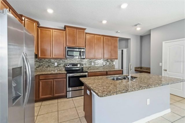 15425 LOST CREEK LANE, Ruskin, FL 33573