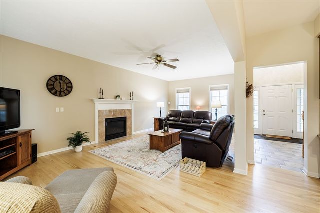 74 Brookline Lane, Greece, NY 14616