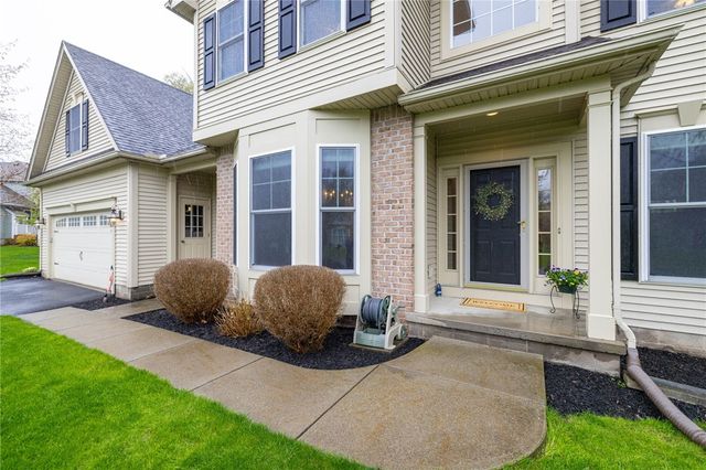 74 Brookline Lane, Greece, NY 14616