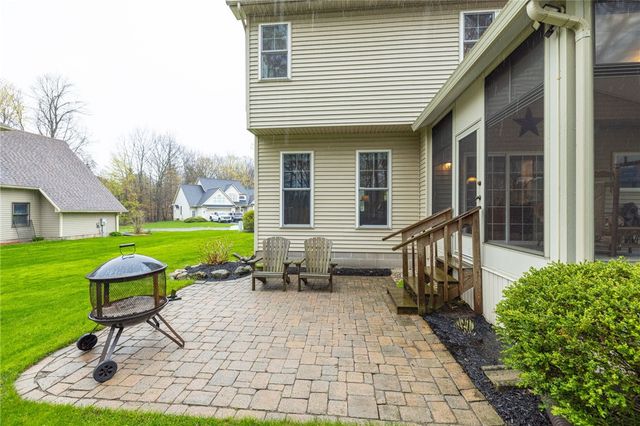 74 Brookline Lane, Greece, NY 14616