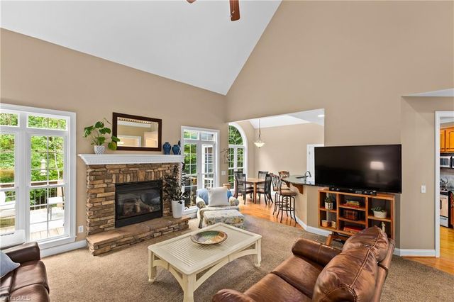 882 Horneytown Road, High Point, NC 27265