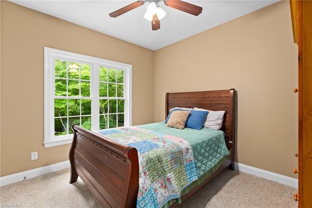882 Horneytown Road, High Point, NC 27265