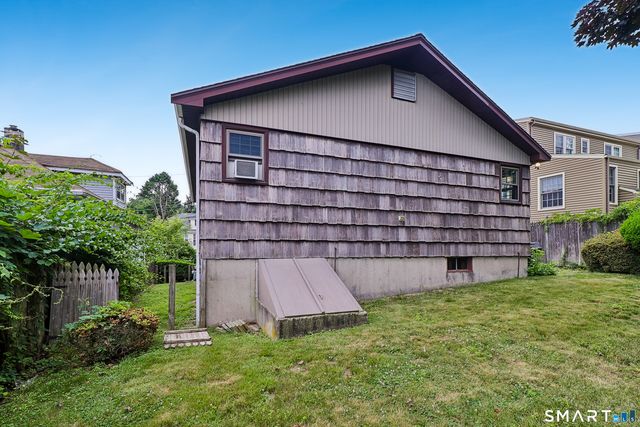81 Shoreham Terrace, Fairfield, CT 06824