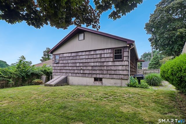 81 Shoreham Terrace, Fairfield, CT 06824