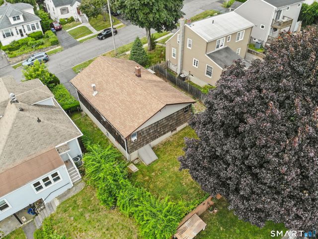 81 Shoreham Terrace, Fairfield, CT 06824