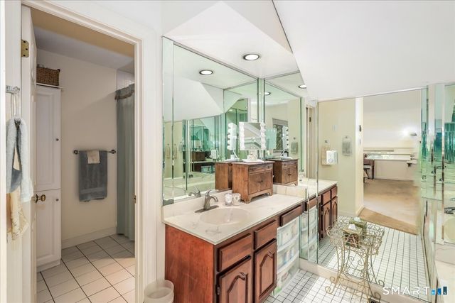 168 Turtle Bay Drive 168, Branford, CT 06405