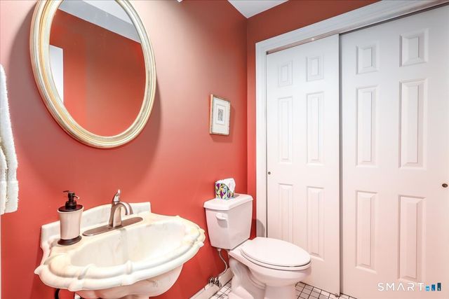 168 Turtle Bay Drive 168, Branford, CT 06405